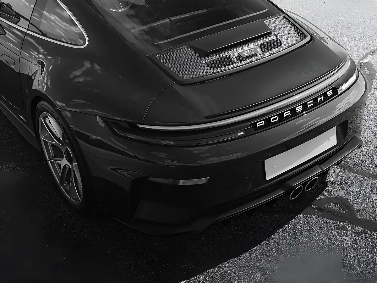 Used 2025 Porsche 911 GT3 Touring Jet Black - Interior and Exterior details 7