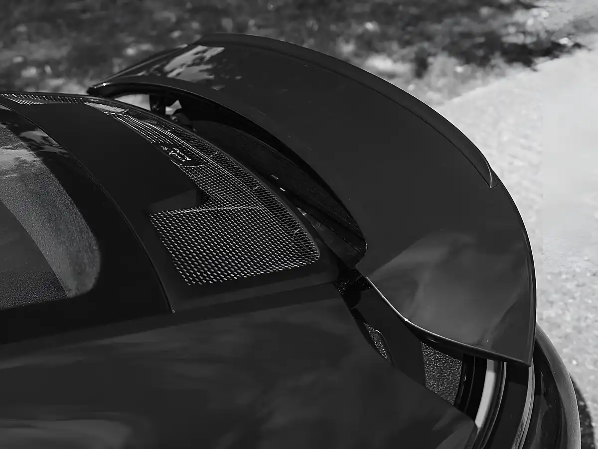 Used 2025 Porsche 911 GT3 Touring Jet Black - Interior and Exterior details 8