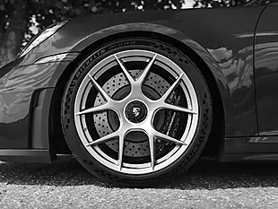 Used 2025 Porsche 911 GT3 Touring Jet Black - Interior and Exterior details 9