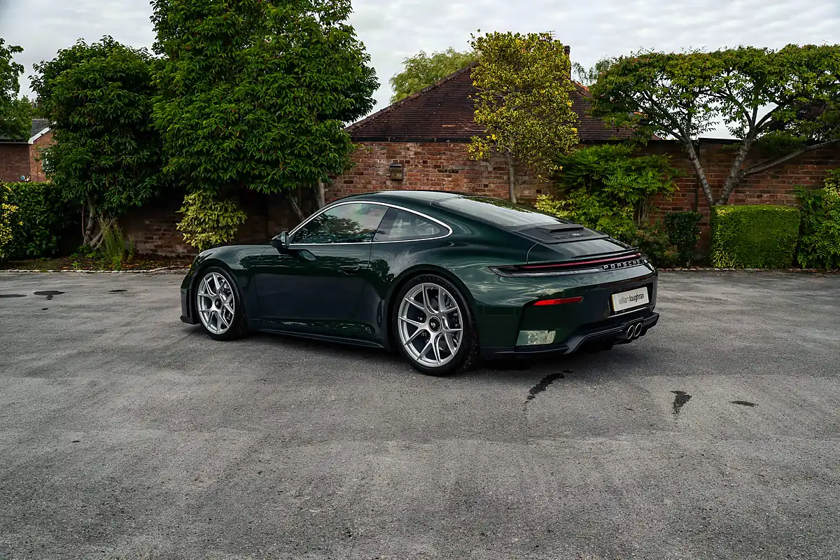 Used 2025 Porsche 911 Touring Oak Green Neo - Interior and Exterior details 3