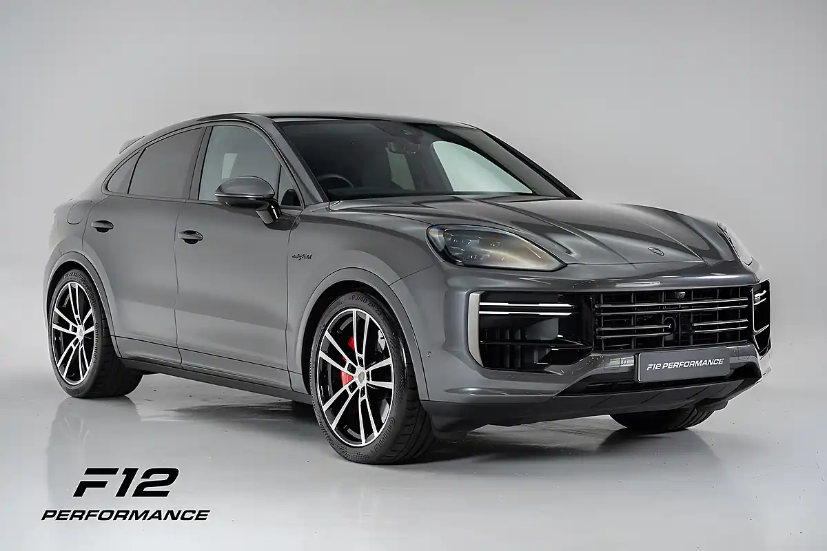 Used 2025 Porsche Cayenne Turbo Quarzite Grey - Front View