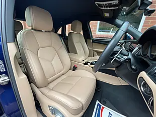 Used 2025 Porsche Macan Blue - Interior and Exterior details 3