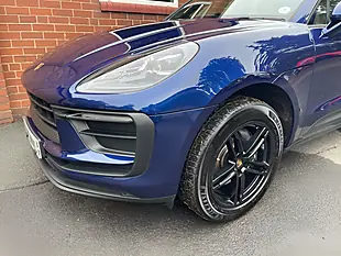 Used 2025 Porsche Macan Blue - Interior and Exterior details 9
