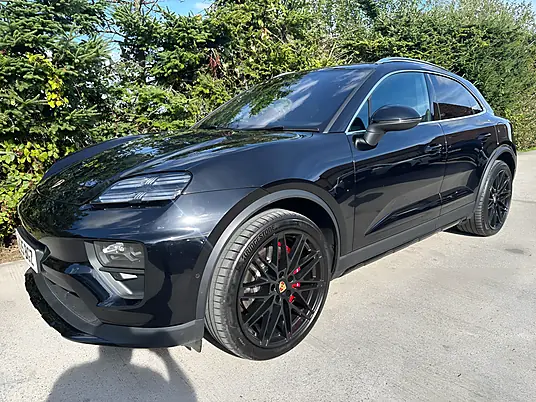 2025 Porsche Macan Electric