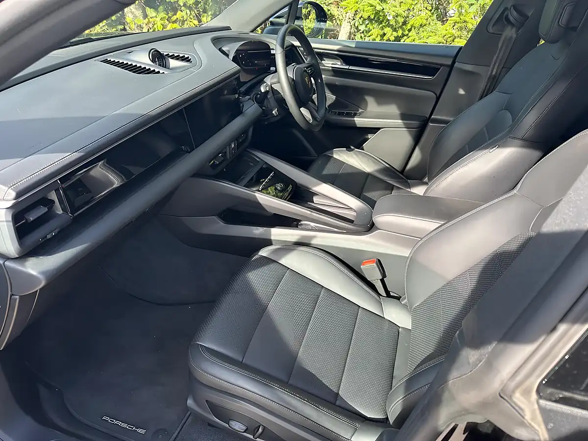 Used 2025 Porsche Macan - Interior and Exterior details 10