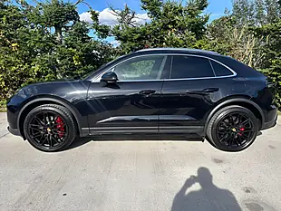 Used 2025 Porsche Macan - Interior and Exterior details 3