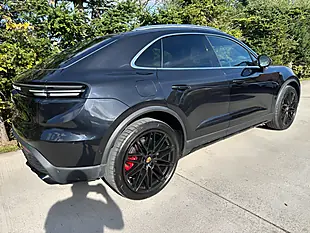Used 2025 Porsche Macan - Interior and Exterior details 6