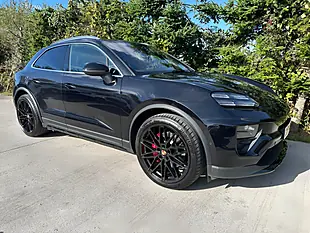 Used 2025 Porsche Macan - Interior and Exterior details 8