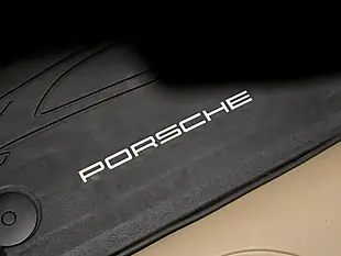 Used 2025 Porsche Macan Macan White - Interior and Exterior details 16