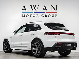 Used 2025 Porsche Macan Macan White - Interior and Exterior details 3