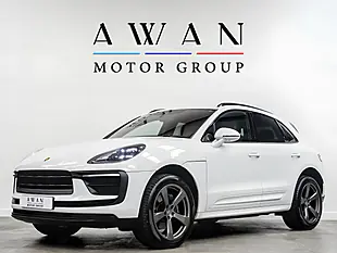 Used 2025 Porsche Macan Macan White - Interior and Exterior details 4