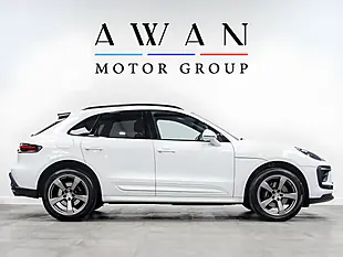 Used 2025 Porsche Macan Macan White - Interior and Exterior details 8