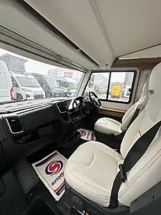Used 2025 Rapido a-Class 8096DF Ultimate Line - Interior and Exterior details 11
