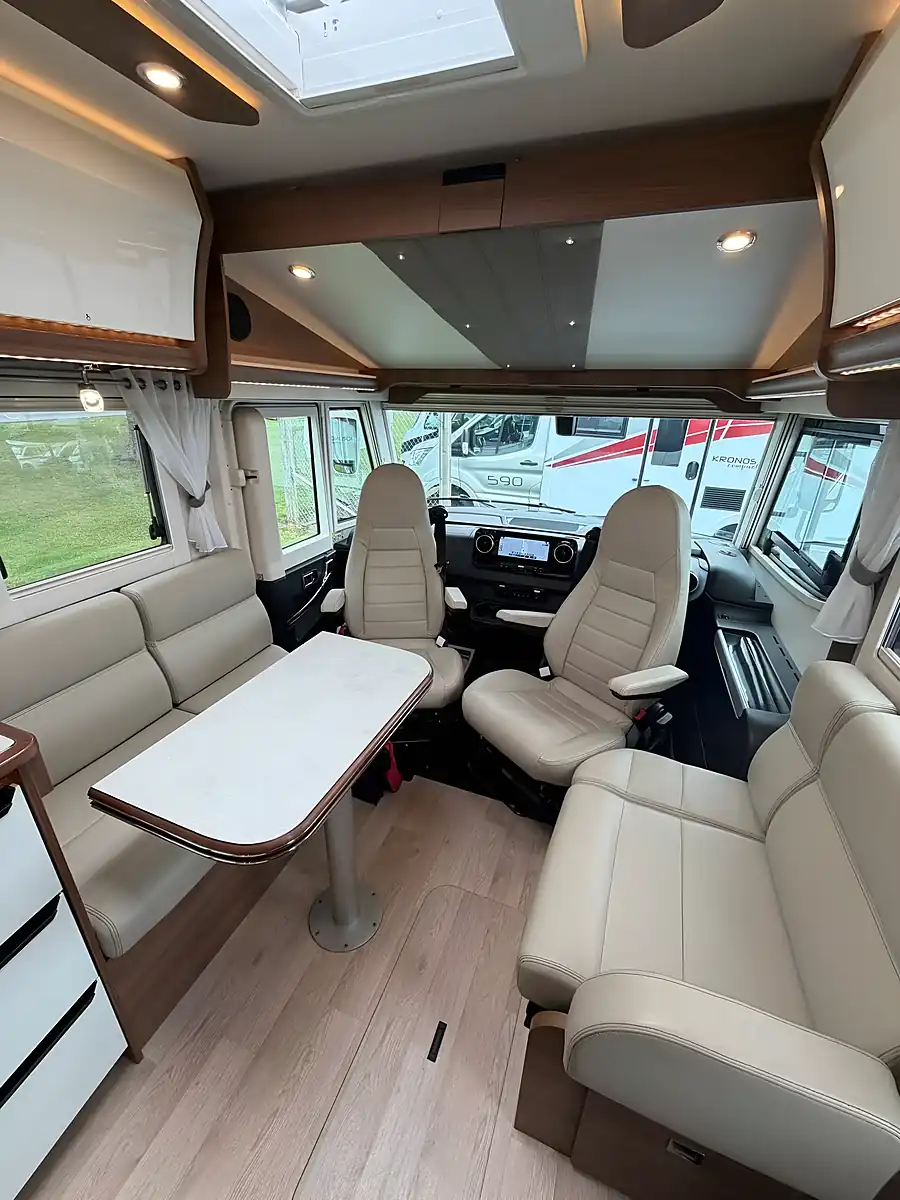 Used 2025 Rapido M96 Alde - Interior and Exterior details 11