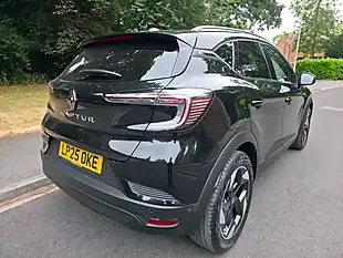 Used 2025 Renault Captur Techno Black - Interior and Exterior details 8