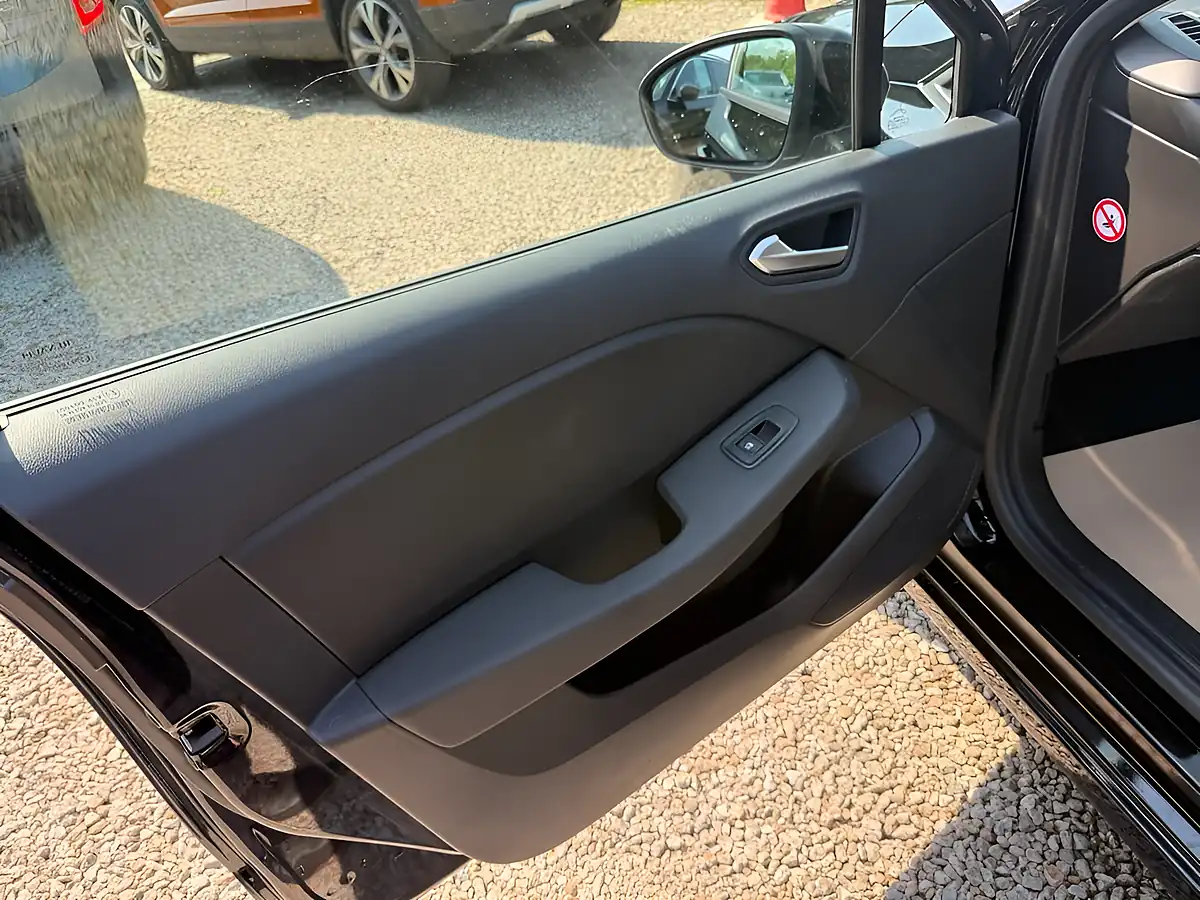 Used 2025 Renault Clio Evolution Black - Interior and Exterior details 19