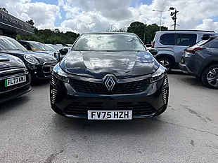 Used 2025 Renault Clio Evolution Black - Interior and Exterior details 4