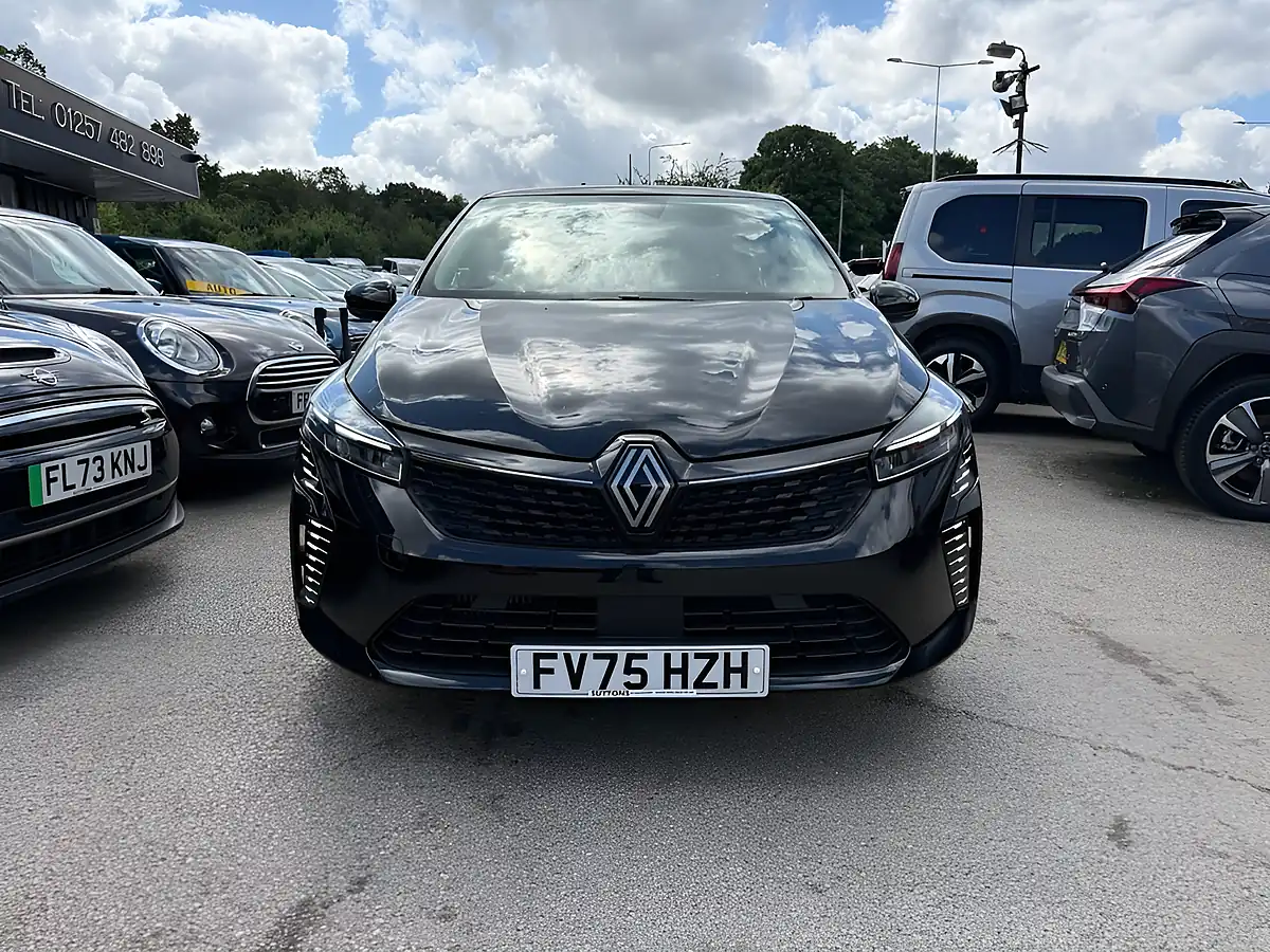 Used 2025 Renault Clio Evolution Black - Interior and Exterior details 4