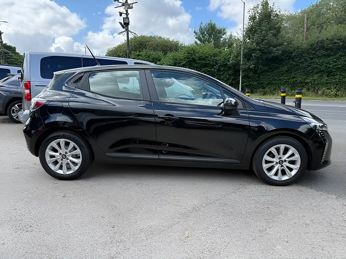 Used 2025 Renault Clio Evolution Black - Interior and Exterior details 9