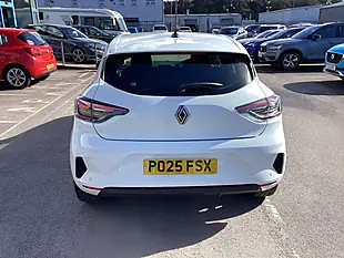 Used 2025 Renault Clio Evolution Glacier White - Interior and Exterior details 11