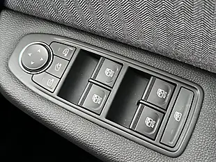 Used 2025 Renault Clio Techno Ceramic Grey - Interior and Exterior details 12