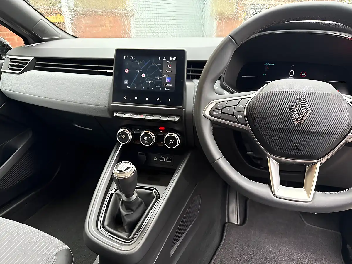 Used 2025 Renault Clio Techno Ceramic Grey - Interior and Exterior details 15