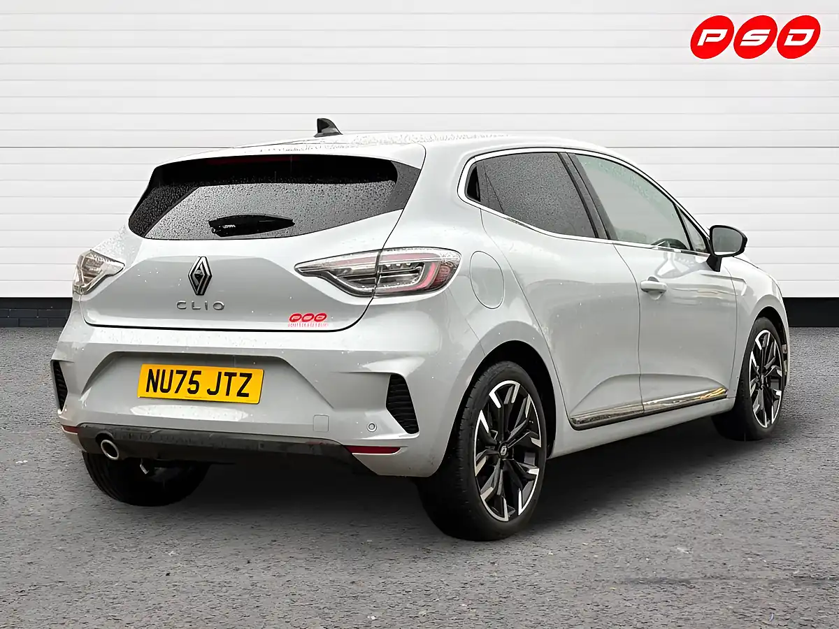 Used 2025 Renault Clio Techno Ceramic Grey - Interior and Exterior details 7