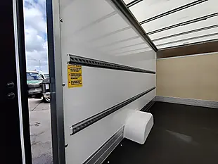 Used 2025 Renault Master Advance Luton Low Loader White - Interior and Exterior details 11