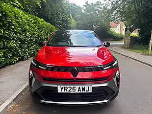 Used 2025 Renault Symbioz Iconic Esprit Alpine Red - Interior and Exterior details 2