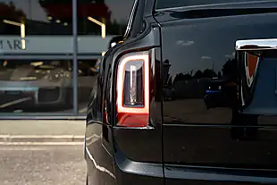 Used 2025 Rolls-Royce Cullinan Silver Badge Series Ii Black Diamond - Interior and Exterior details 9
