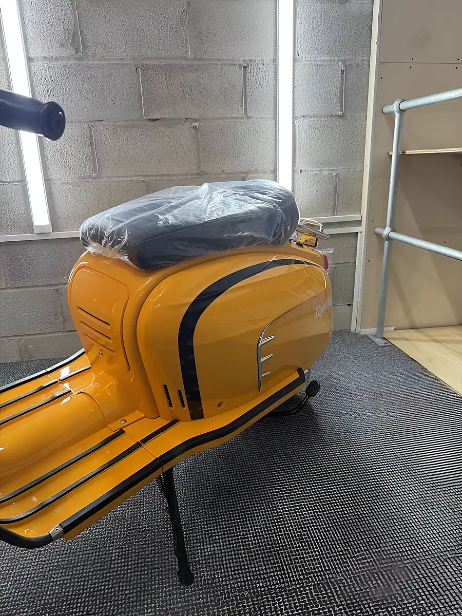 Used 2025 Royal Alloy GT1 Orange - Interior and Exterior details 6