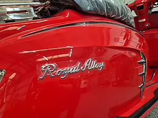 Used 2025 Royal Alloy GT125 Red - Interior and Exterior details 15