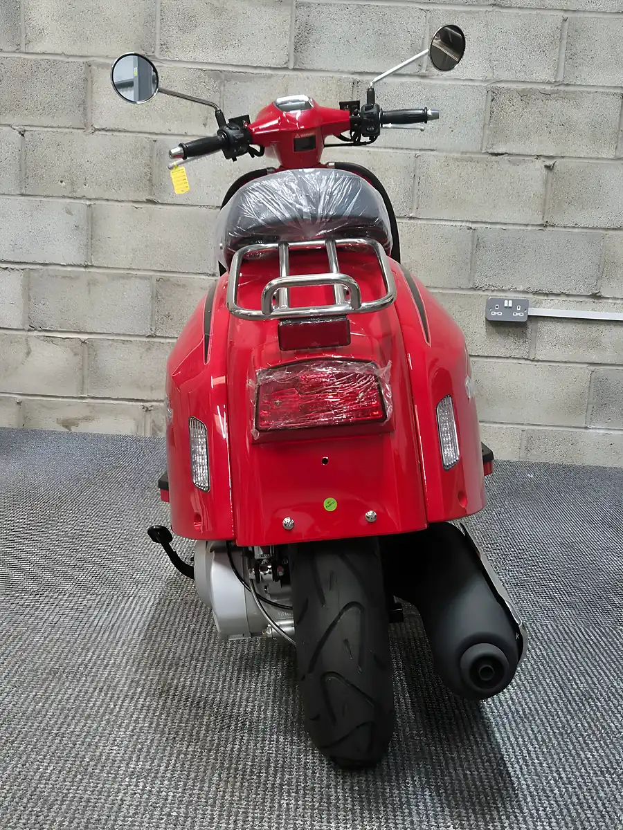 Used 2025 Royal Alloy GT125 Red - Interior and Exterior details 20