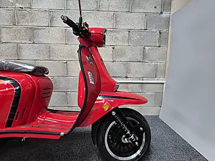 Used 2025 Royal Alloy GT125 Red - Interior and Exterior details 3