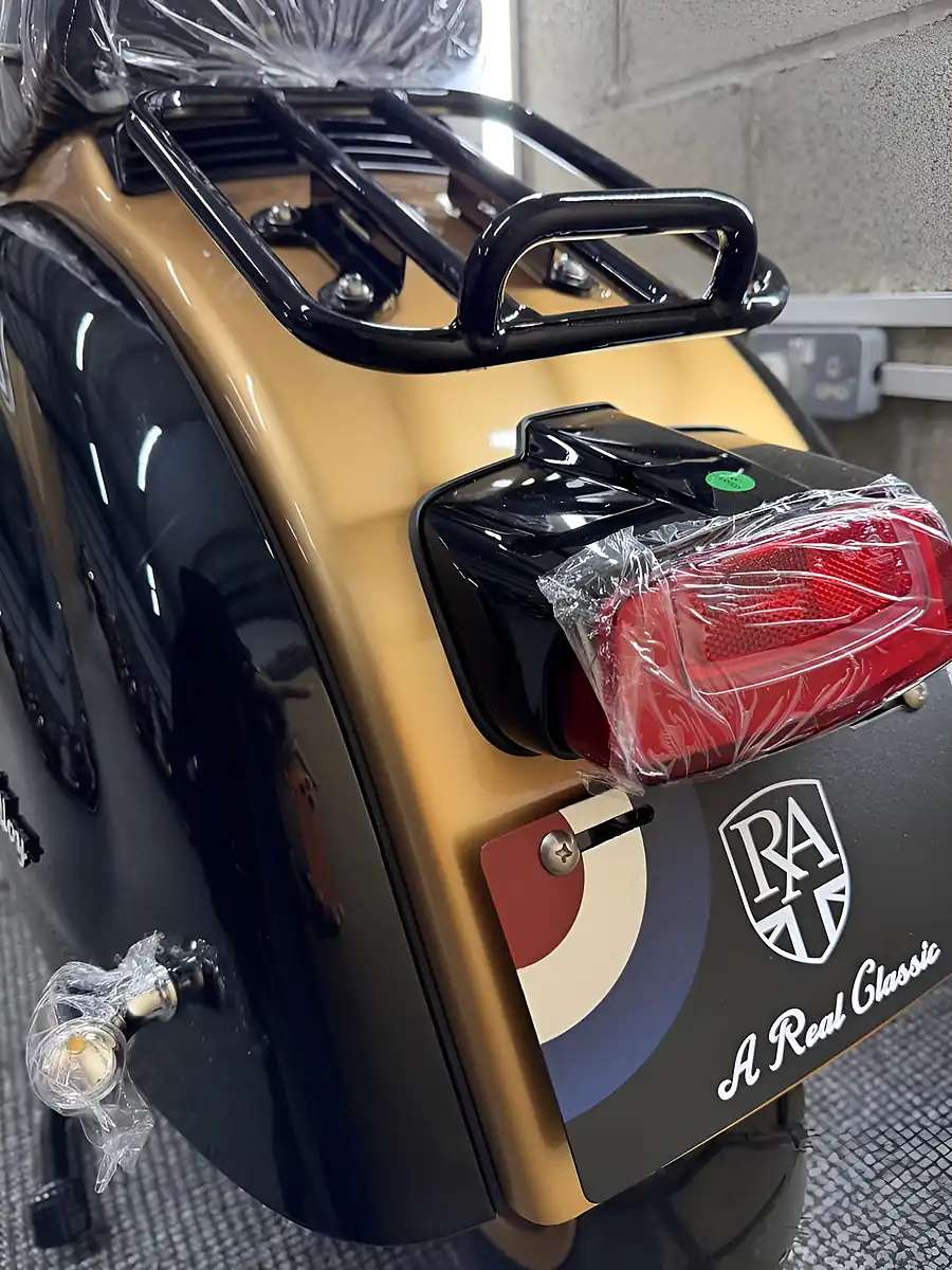 Used 2025 Royal Alloy Jps 350 Black & Gold Special Edition Black - Interior and Exterior details 8
