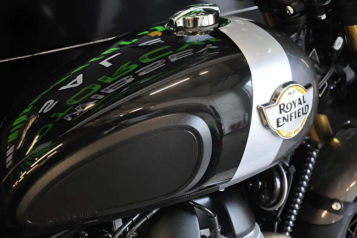Used 2025 Royal Enfield Bear 650 Classic Black - Interior and Exterior details 20