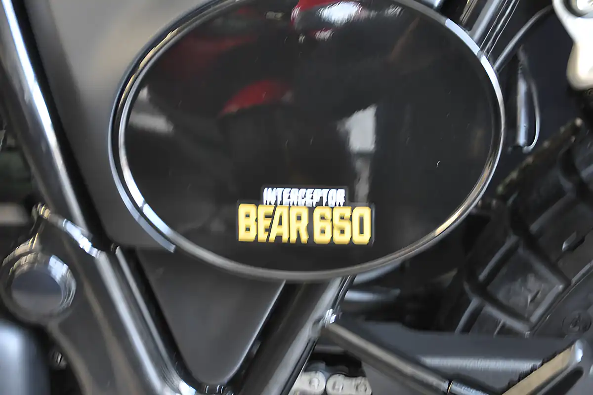 Used 2025 Royal Enfield Bear 650 Classic Black - Interior and Exterior details 7