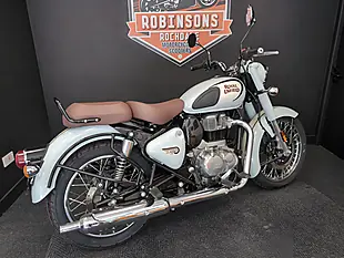 Used 2025 Royal Enfield Classic 350 Halcyon Grey Halcyon Grey - Interior and Exterior details 5