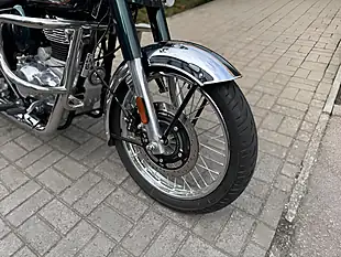 Used 2025 Royal Enfield Classic 350 Silver/Green - Interior and Exterior details 14