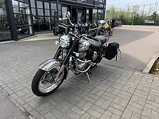 Used 2025 Royal Enfield Classic 350 Silver/Green - Interior and Exterior details 5