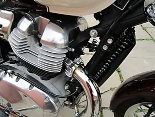 Used 2025 Royal Enfield Classic 650 Twin Vallam Red - Interior and Exterior details 6