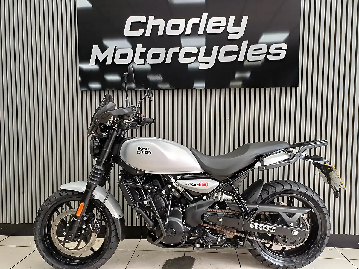 Used 2025 Royal Enfield Guerilla Silver - Interior and Exterior details 9
