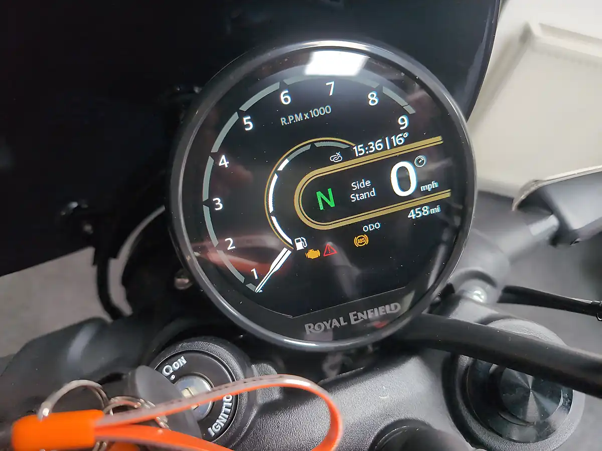 Used 2025 Royal Enfield Guerrilla 450 Black - Interior and Exterior details 13