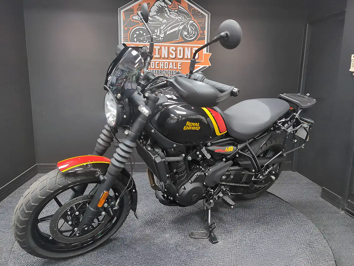 Used 2025 Royal Enfield Guerrilla 450 Black - Interior and Exterior details 5