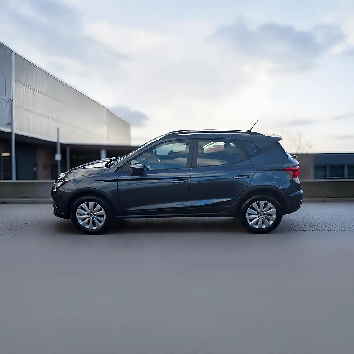 Used 2025 SEAT Arona S Edition Graphic Grey Premium - Interior and Exterior details 5