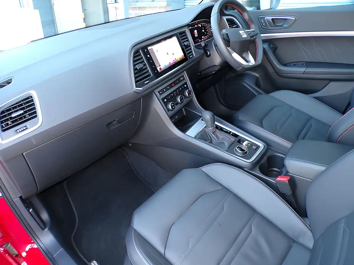 Used 2025 SEAT Ateca Fr Black Edition Red - Interior and Exterior details 17