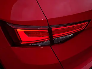 Used 2025 SEAT Ateca Xperience Lux Red - Interior and Exterior details 10