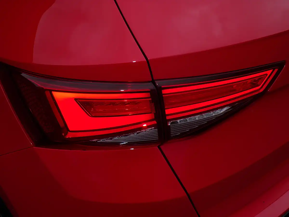 Used 2025 SEAT Ateca Xperience Lux Red - Interior and Exterior details 10