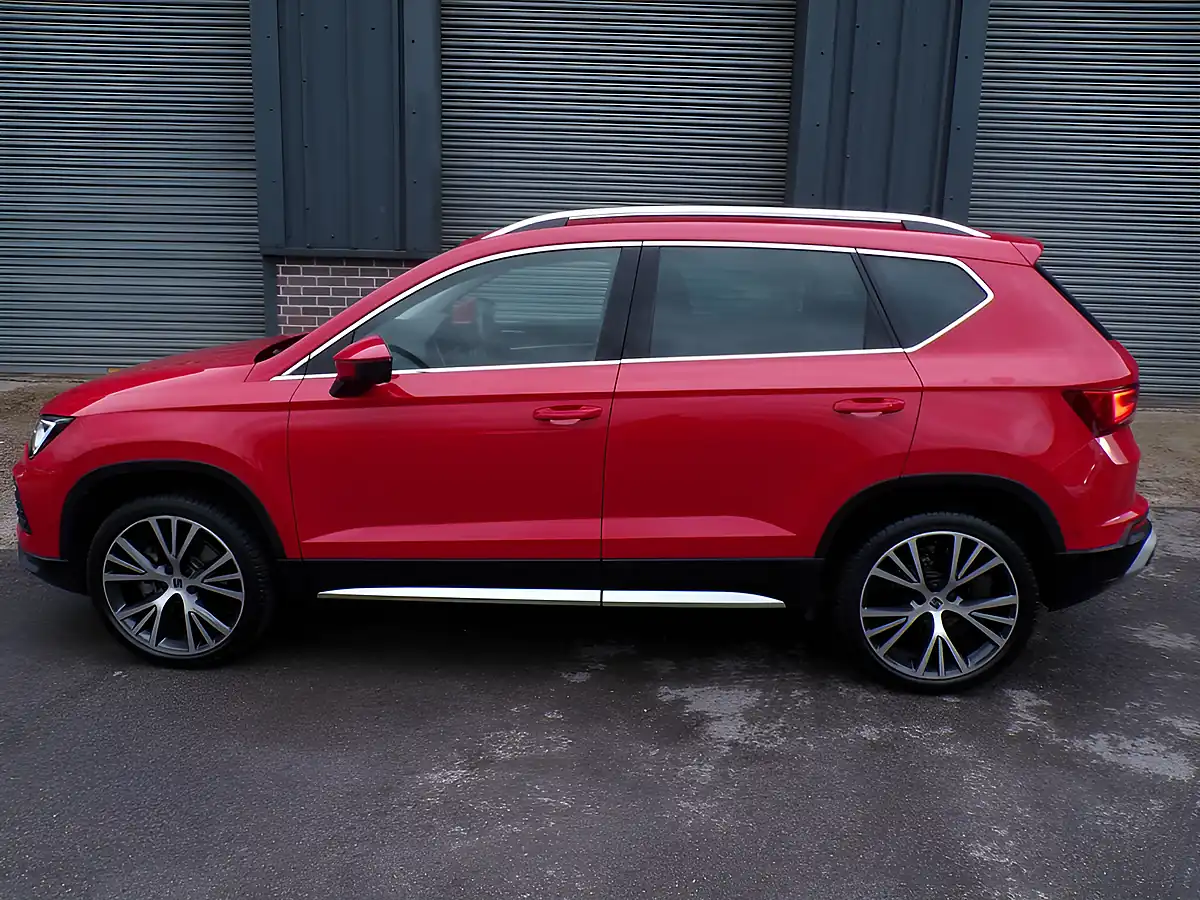 Used 2025 SEAT Ateca Xperience Lux Red - Interior and Exterior details 6