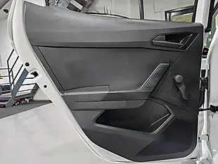 Used 2025 SEAT Ibiza Se Technology White - Interior and Exterior details 19